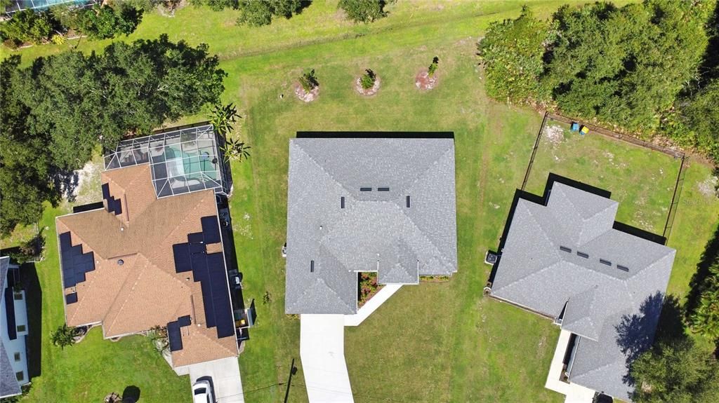 合同活跃: $383,100 (4 贝兹, 2 浴室, 2330 平方英尺)