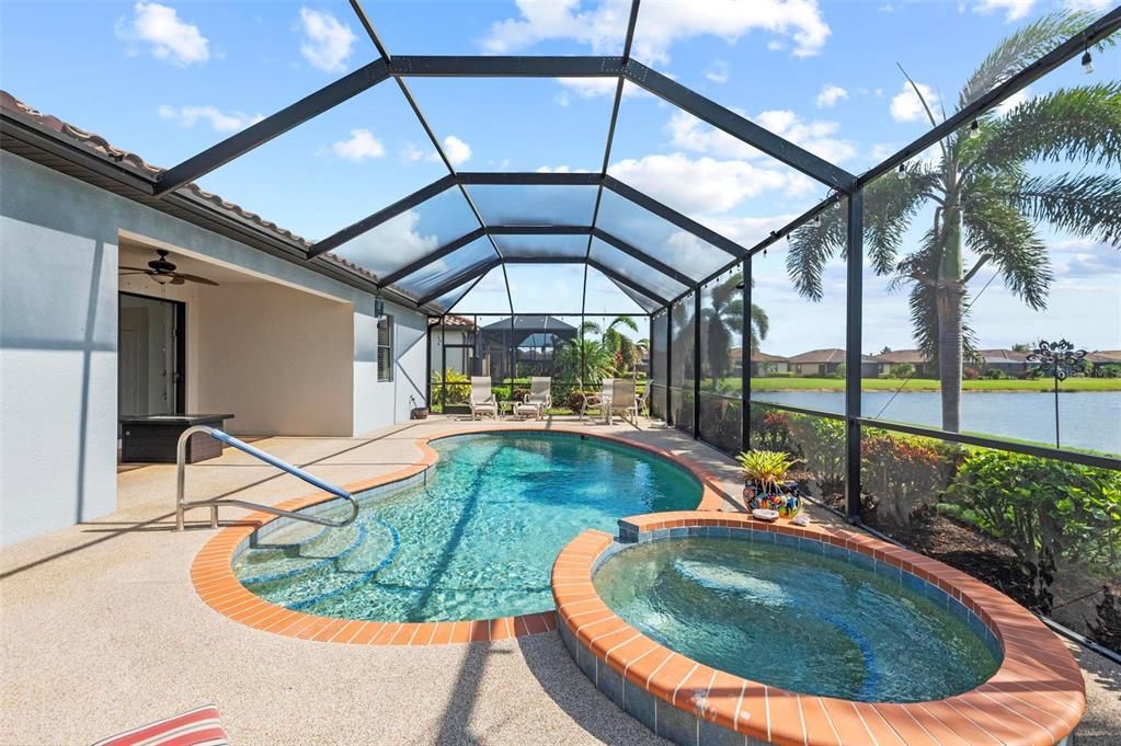 A lake view from every angle of the pool deck.