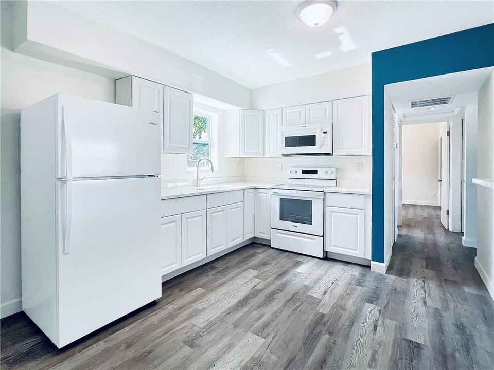 Kitchen and Breakfast Area