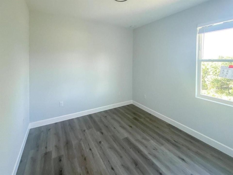 For Rent: $1,799 (3 beds, 2 baths, 1379 Square Feet)