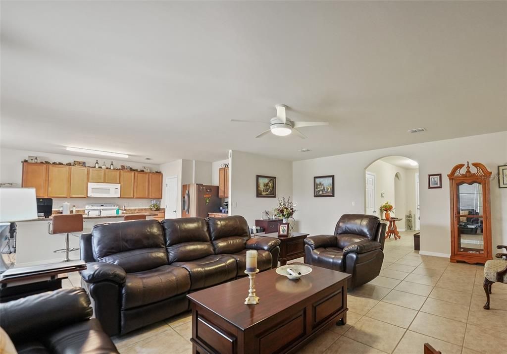 For Sale: $369,900 (4 beds, 2 baths, 2339 Square Feet)