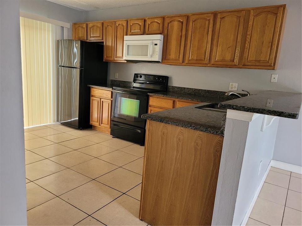 For Rent: $1,500 (2 beds, 2 baths, 840 Square Feet)