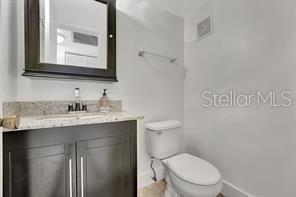 For Sale: $134,200 (1 beds, 1 baths, 703 Square Feet)