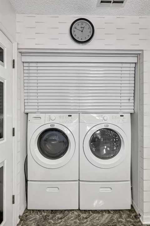 washer/dryer