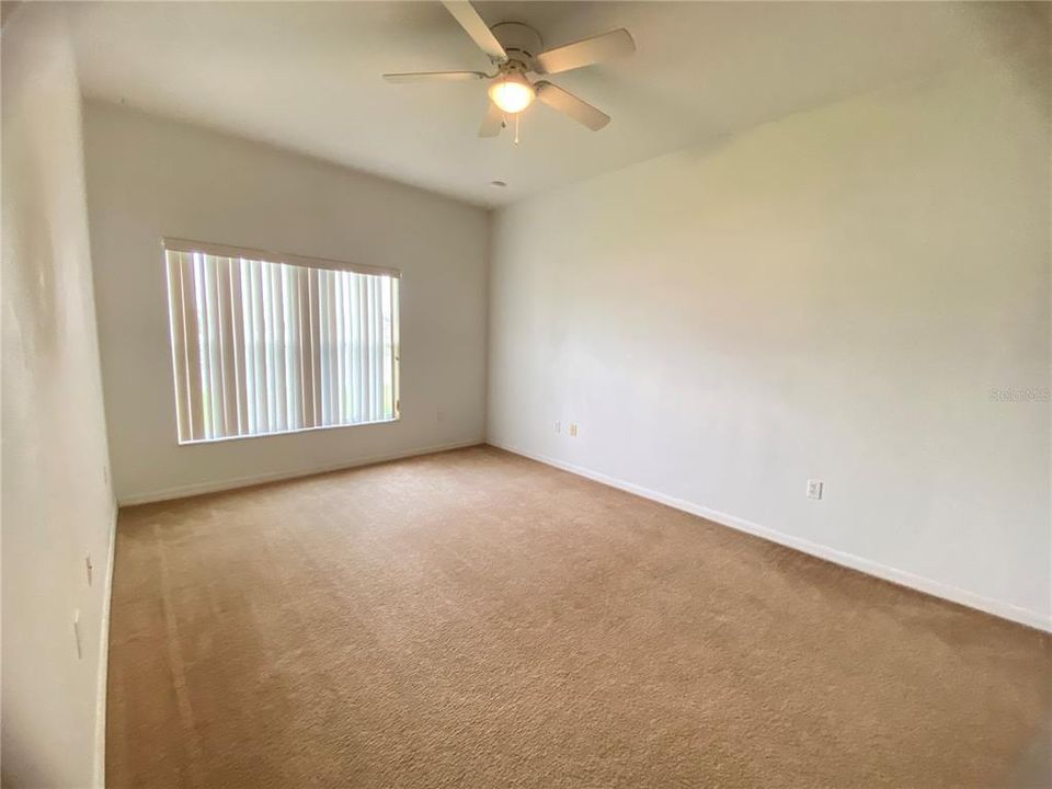 For Rent: $2,500 (4 beds, 3 baths, 2724 Square Feet)