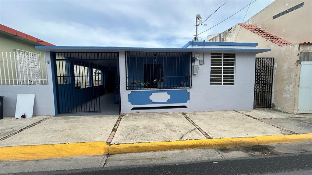 Недавно продано: $154,900 (2 спален, 1 ванн, 800 Квадратных фут)