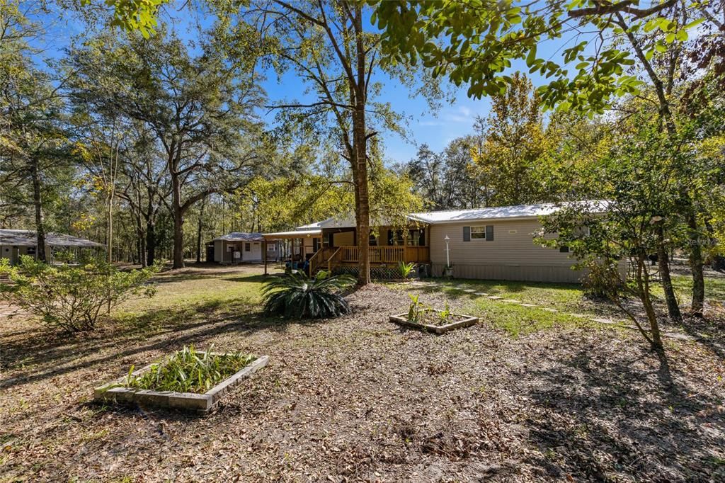 For Sale: $425,000 (3 beds, 2 baths, 1620 Square Feet)