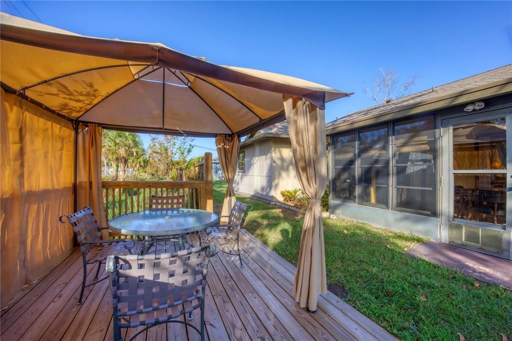 Gazebo provides plenty of shade and privacy while enjoying the outdoor weather.