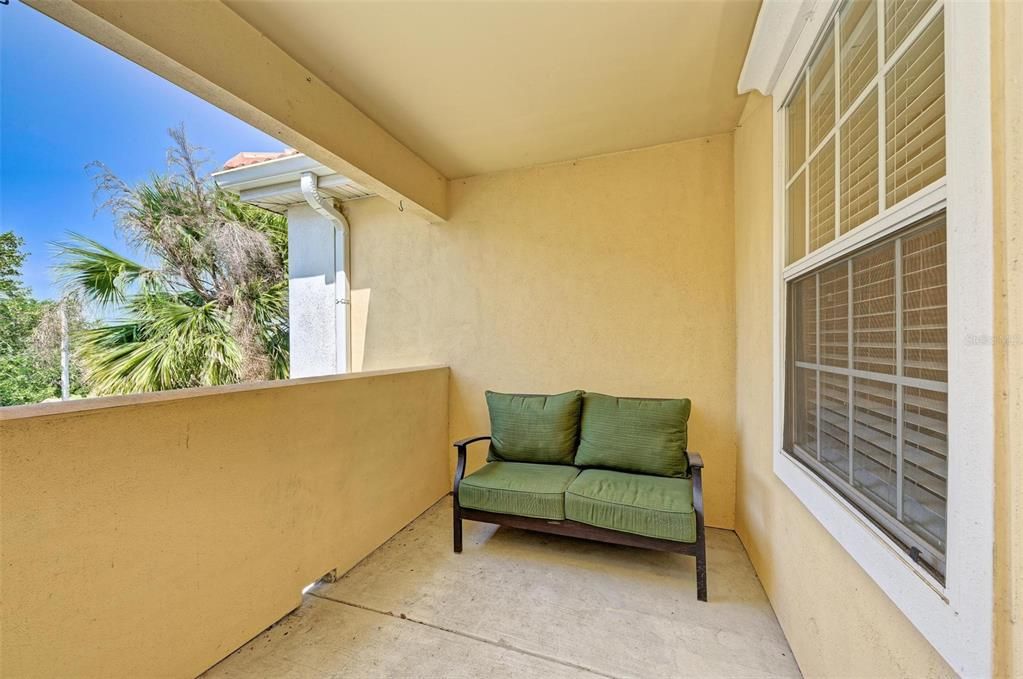 For Rent: $2,100 (2 beds, 2 baths, 1058 Square Feet)