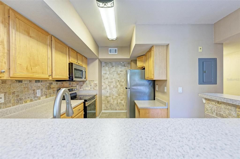 For Rent: $2,100 (2 beds, 2 baths, 1058 Square Feet)