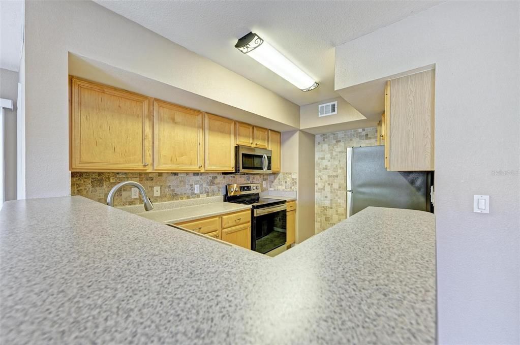 For Rent: $2,100 (2 beds, 2 baths, 1058 Square Feet)