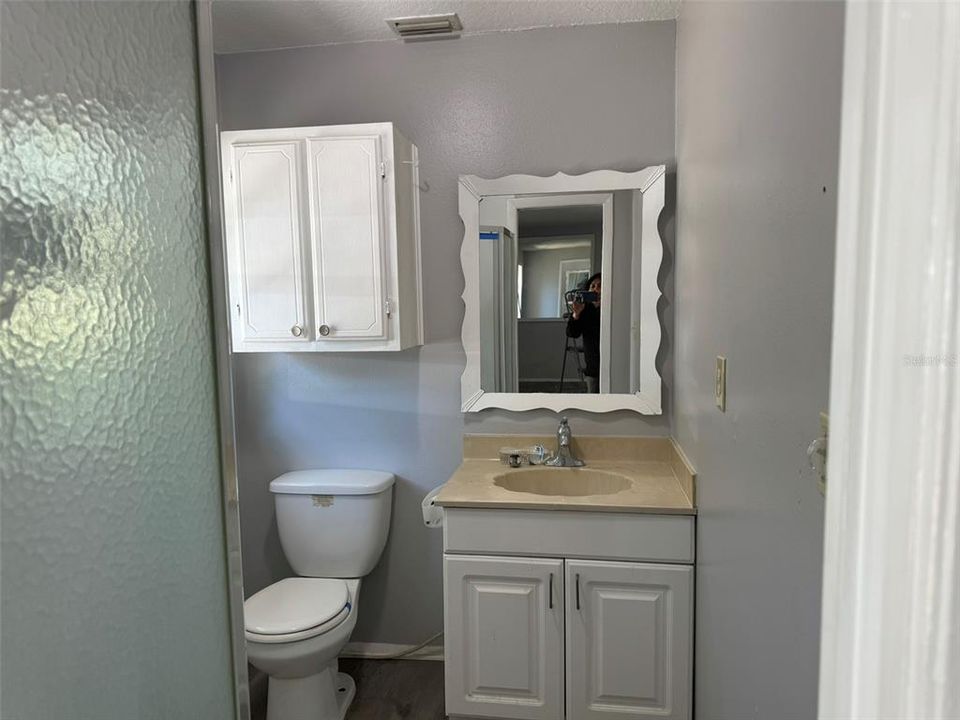 For Rent: $1,400 (1 beds, 1 baths, 608 Square Feet)