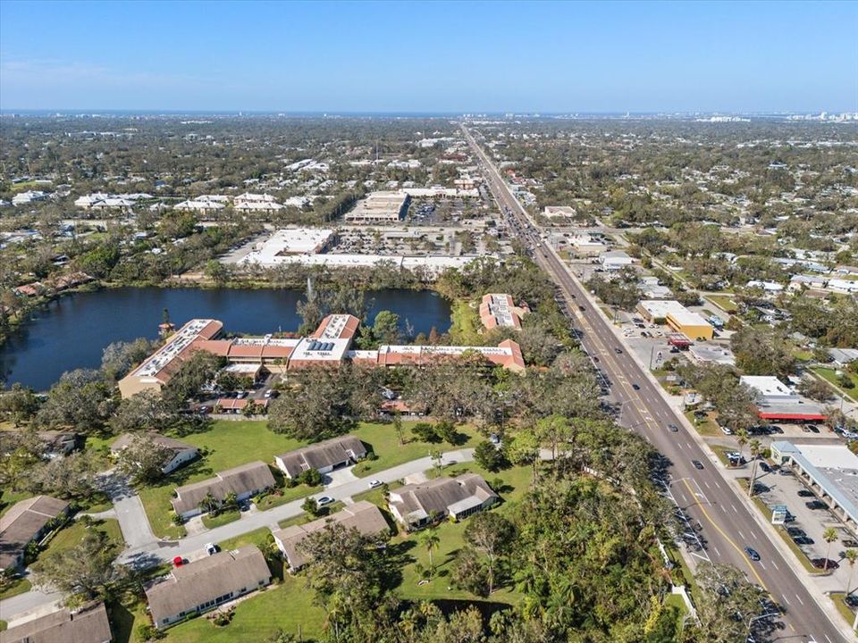 Oakhurst is very convienent to Bee Ridge Rd and all it's nearby shopping and restaurants.