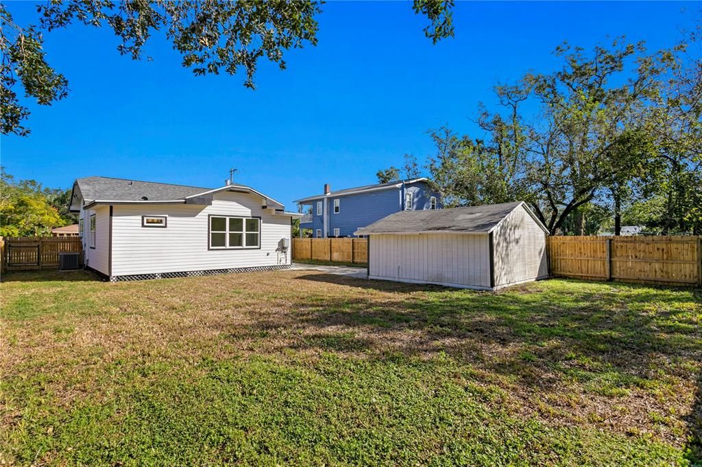 For Sale: $650,000 (3 beds, 2 baths, 1437 Square Feet)