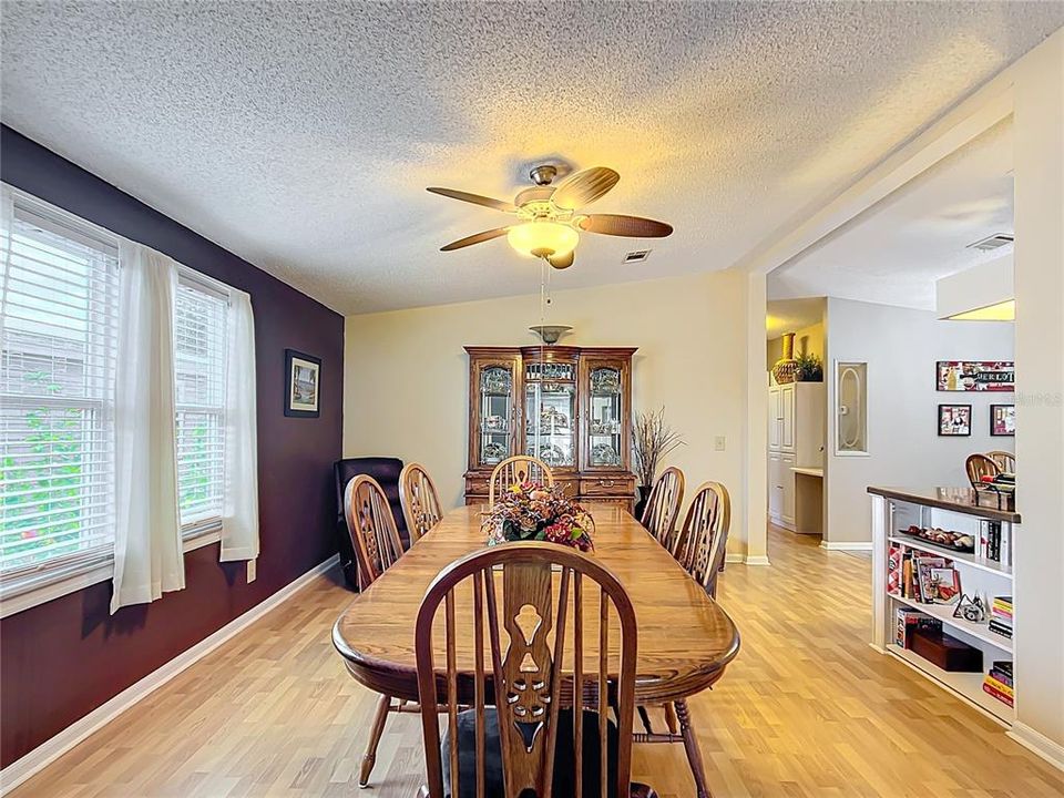 For Sale: $257,500 (2 beds, 2 baths, 1447 Square Feet)