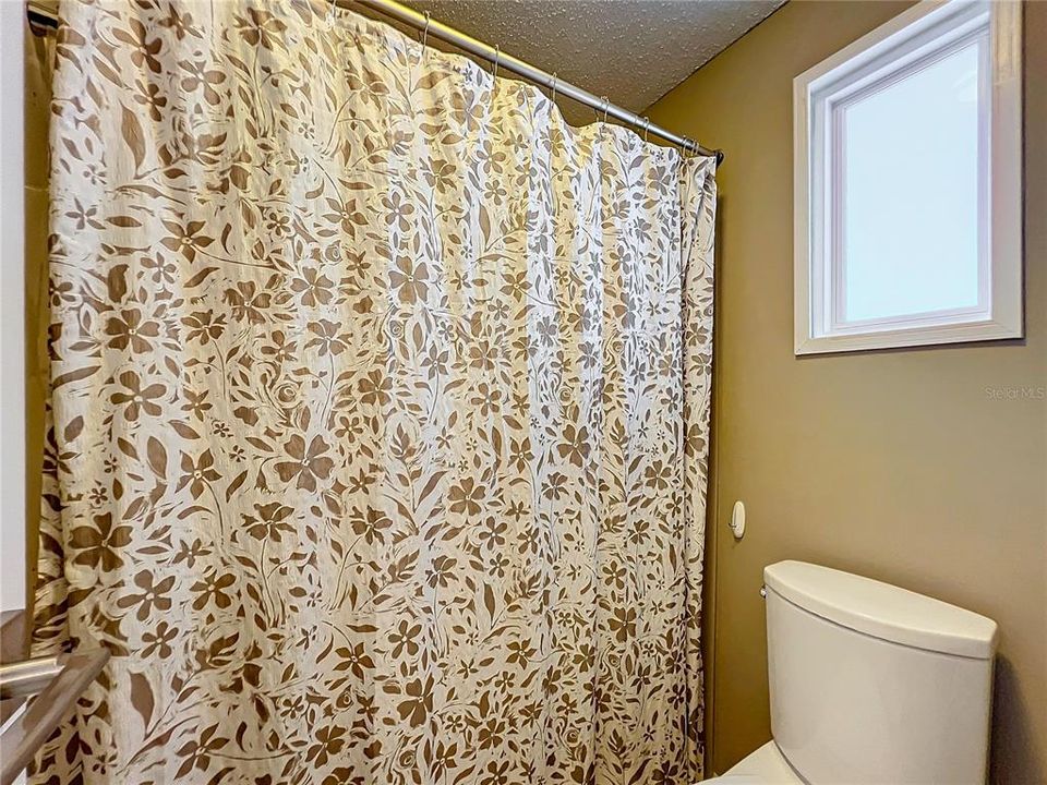 For Sale: $257,500 (2 beds, 2 baths, 1447 Square Feet)