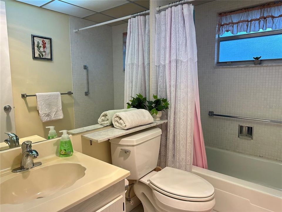 2nd bathroom