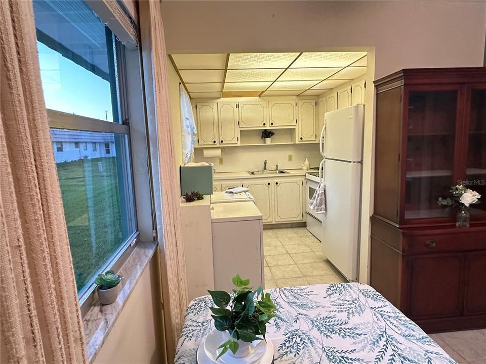 Dining Room looking into Kitchen