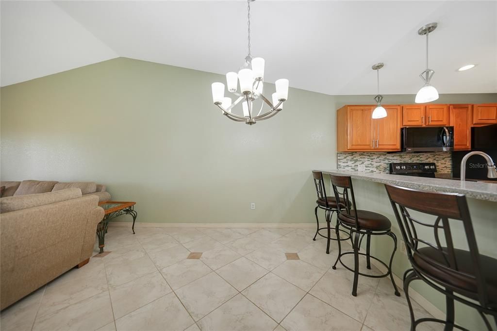 For Sale: $174,900 (2 beds, 2 baths, 1153 Square Feet)