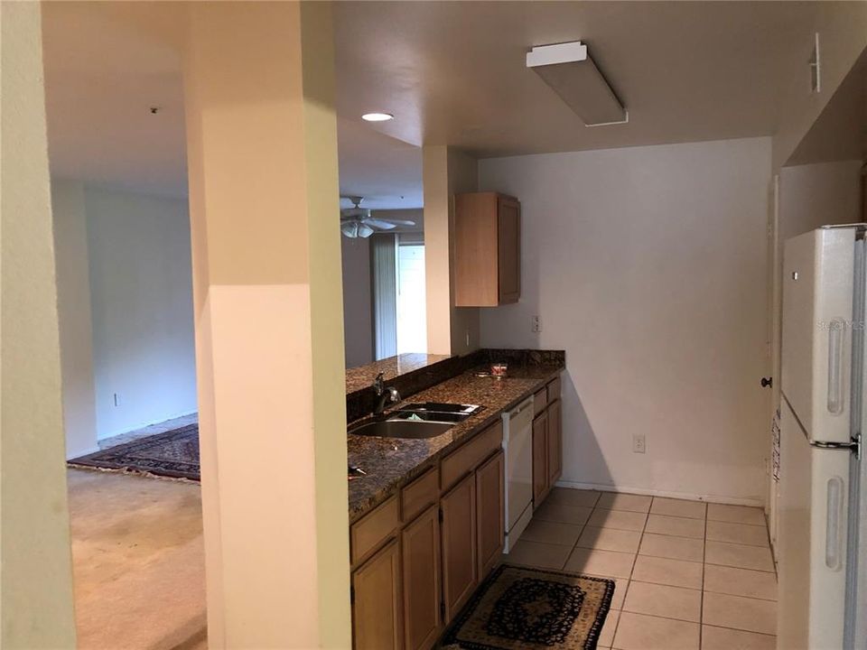 For Sale: $199,000 (2 beds, 2 baths, 1110 Square Feet)