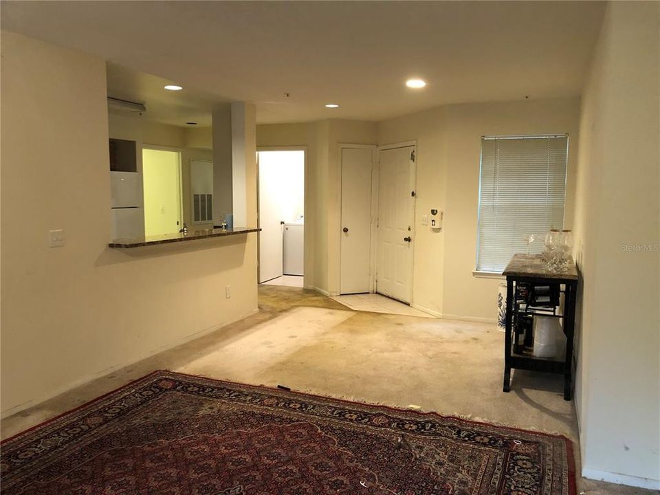 For Sale: $199,000 (2 beds, 2 baths, 1110 Square Feet)