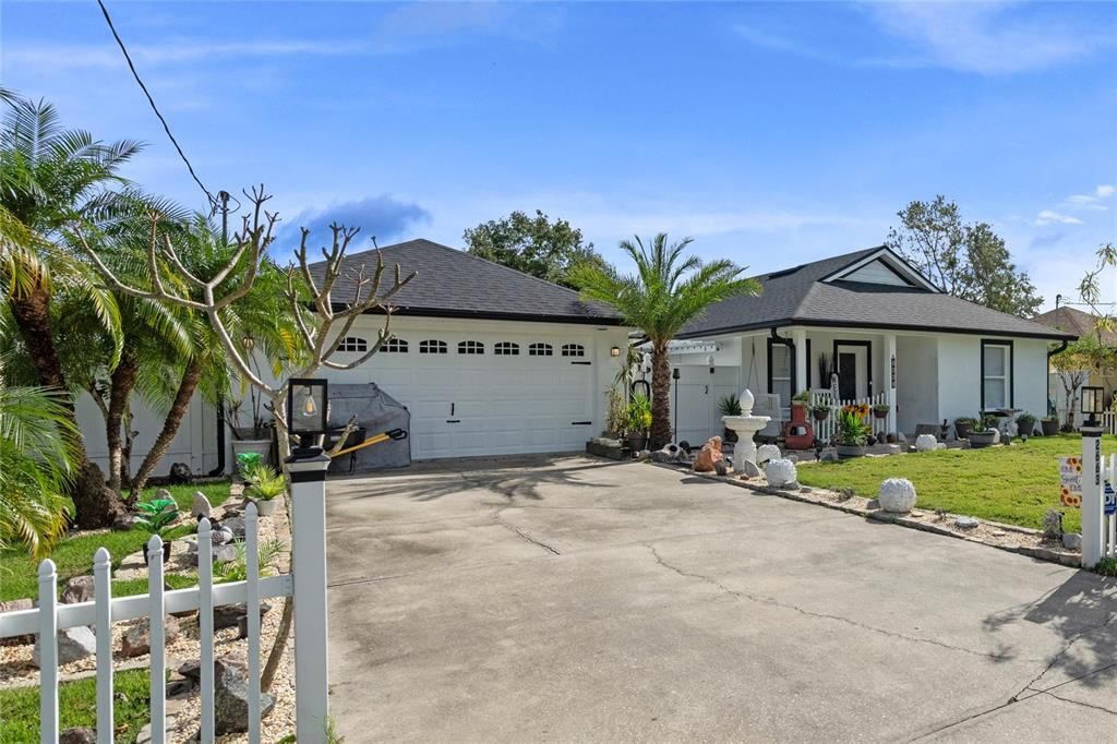 2 Car Garage with extra driveway parking