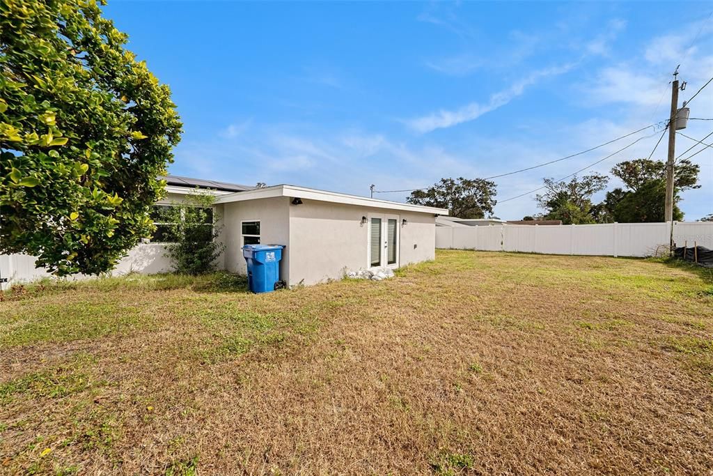 For Sale: $500,000 (3 beds, 2 baths, 1428 Square Feet)