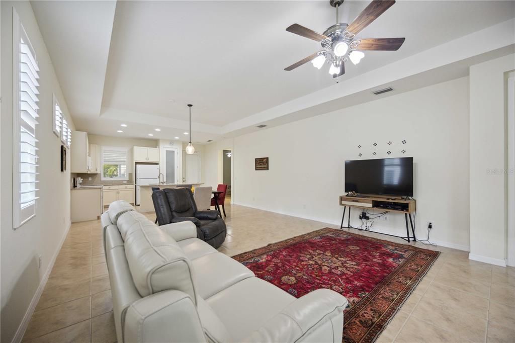 For Sale: $449,500 (2 beds, 2 baths, 1453 Square Feet)