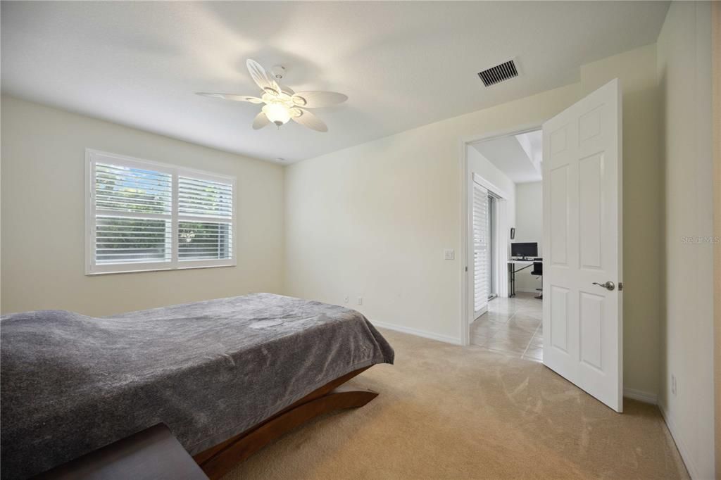 For Sale: $449,500 (2 beds, 2 baths, 1453 Square Feet)