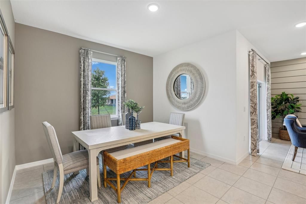 For Sale: $323,490 (3 beds, 2 baths, 1589 Square Feet)