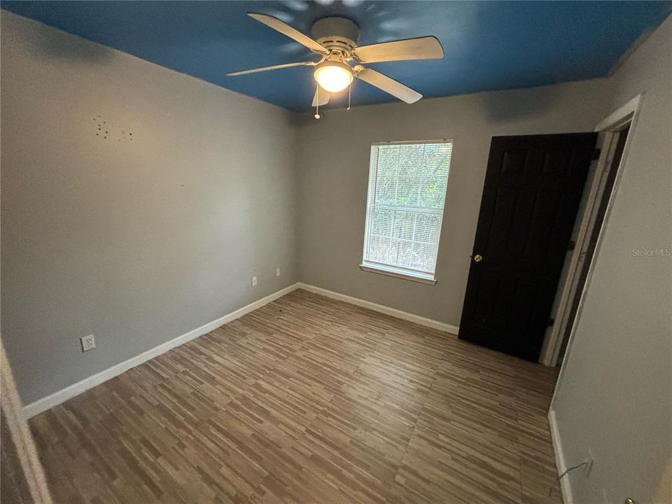 For Rent: $1,650 (3 beds, 3 baths, 900 Square Feet)