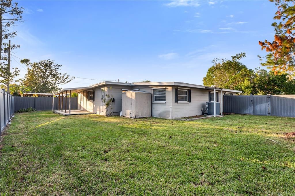 For Sale: $359,000 (3 beds, 2 baths, 1353 Square Feet)