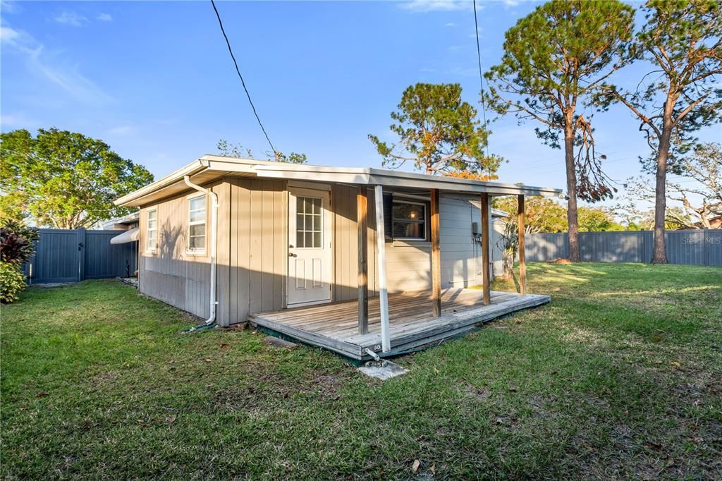 For Sale: $359,000 (3 beds, 2 baths, 1353 Square Feet)