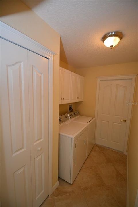 For Rent: $3,350 (3 beds, 2 baths, 1711 Square Feet)