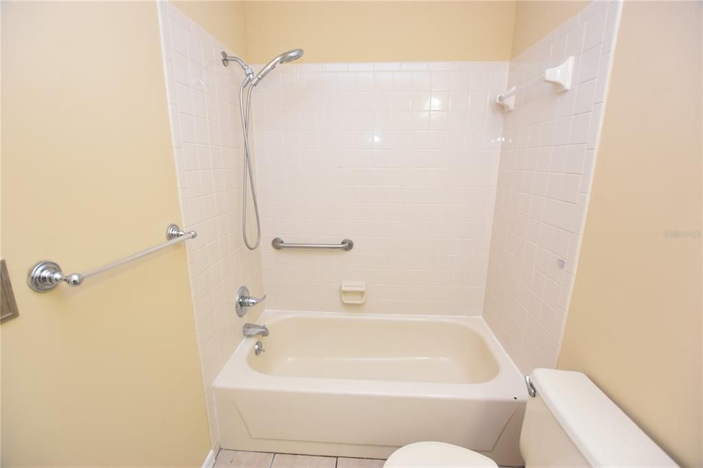 For Rent: $1,285 (2 beds, 1 baths, 662 Square Feet)