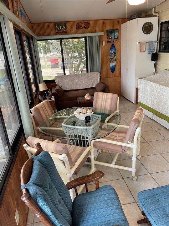 Large SunRoom that doubles as a Guest Room