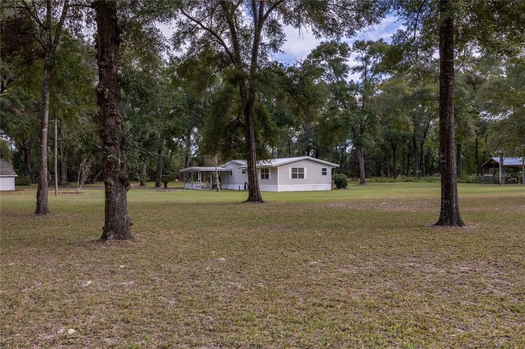 For Sale: $320,000 (3 beds, 2 baths, 1558 Square Feet)