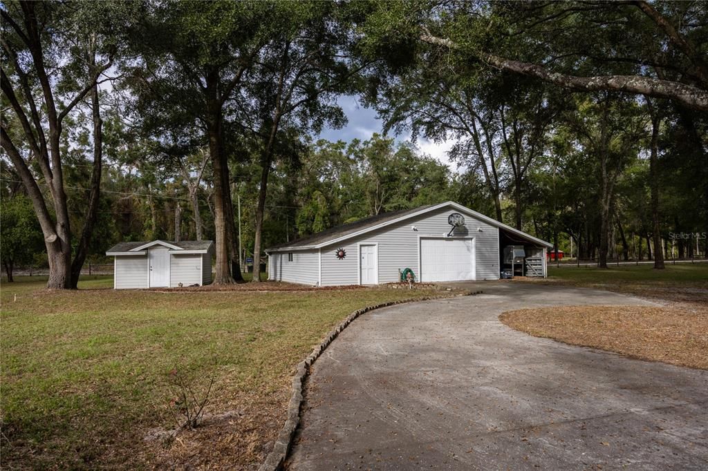 For Sale: $320,000 (3 beds, 2 baths, 1558 Square Feet)