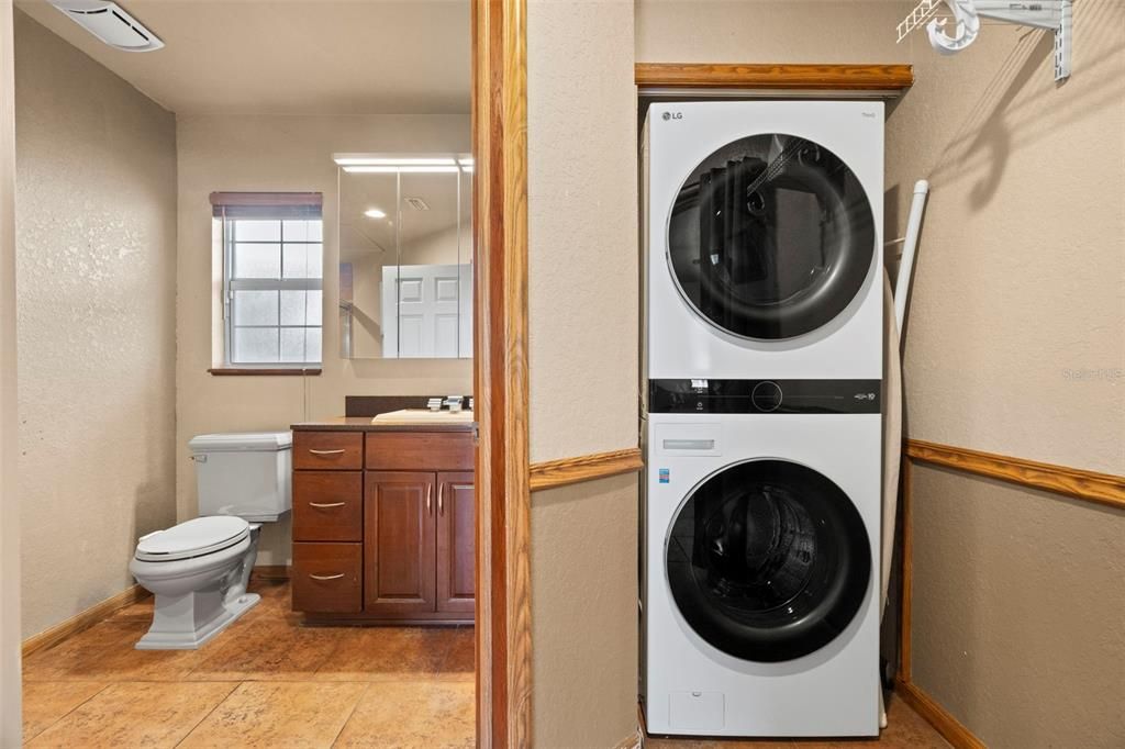 Convenient washer/dryer.