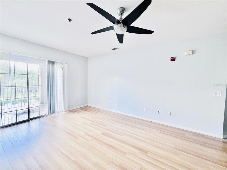 For Rent: $1,800 (2 beds, 2 baths, 1186 Square Feet)