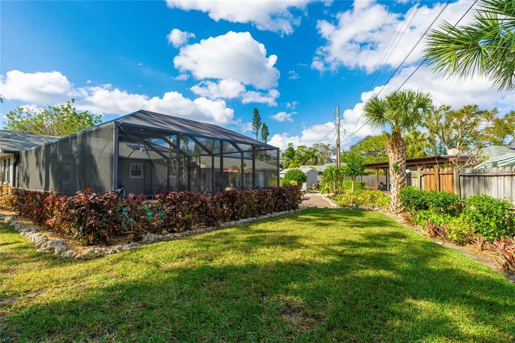 For Sale: $650,000 (2 beds, 2 baths, 1424 Square Feet)