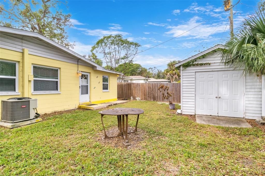 For Sale: $365,000 (3 beds, 2 baths, 1463 Square Feet)