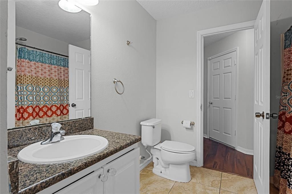 Dual Entry Main Bathroom