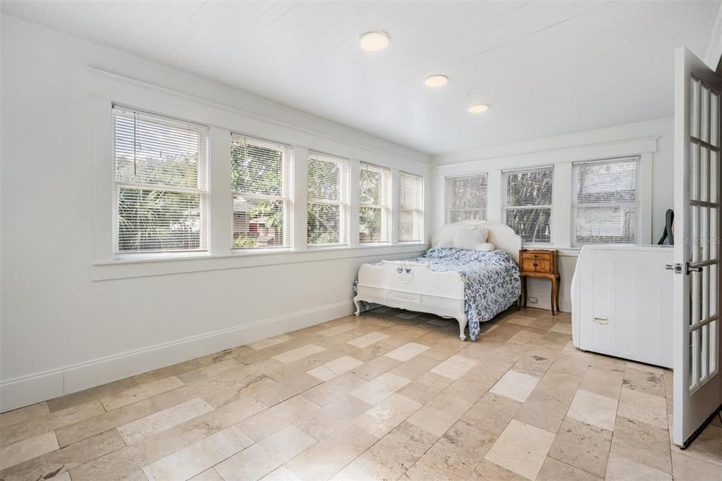 Laundry room, Florida Room, Breakfast nook...