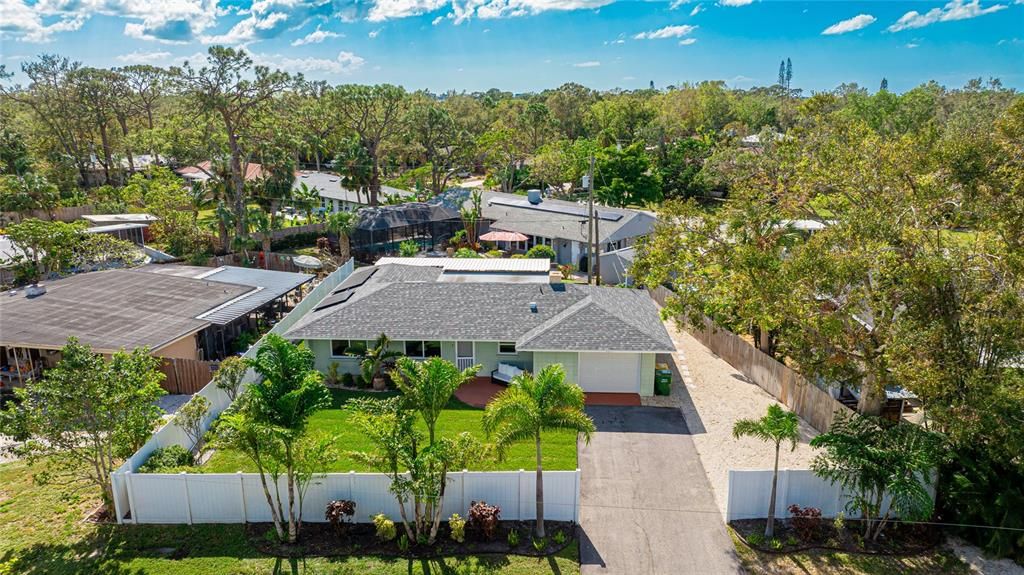 Nestled in historic Sapphire Heights, this turnkey-furnished home combines vintage charm with modern updates.