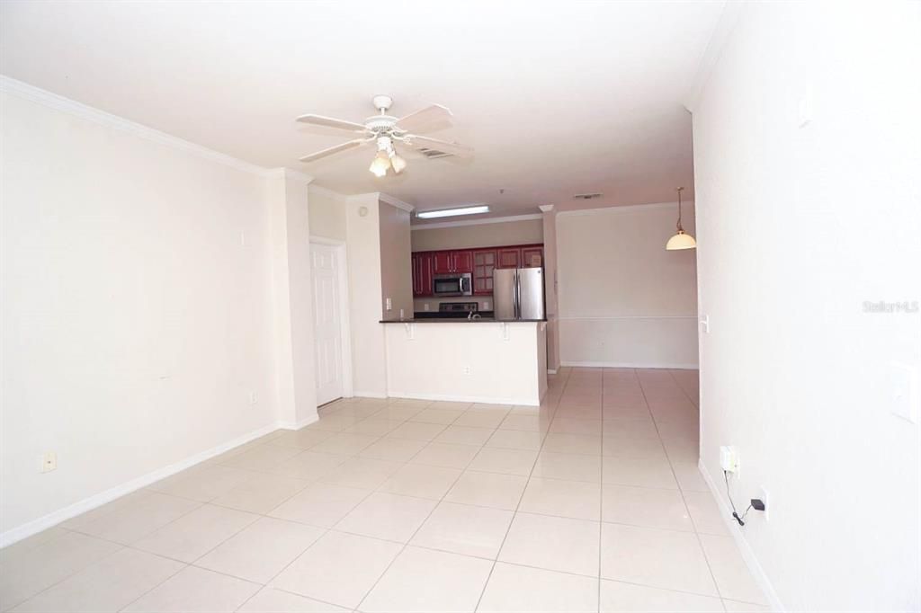 For Sale: $239,995 (2 beds, 2 baths, 1091 Square Feet)