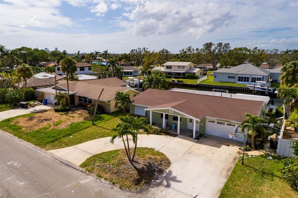 For Sale: $825,000 (3 beds, 2 baths, 2375 Square Feet)