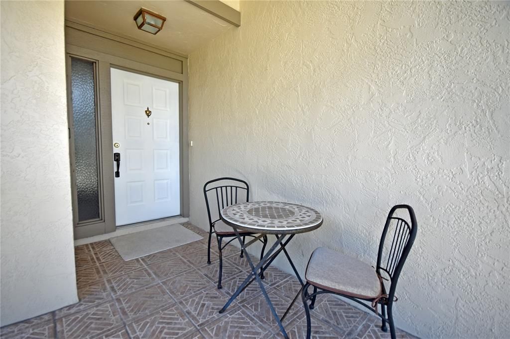 For Sale: $299,900 (2 beds, 2 baths, 1896 Square Feet)