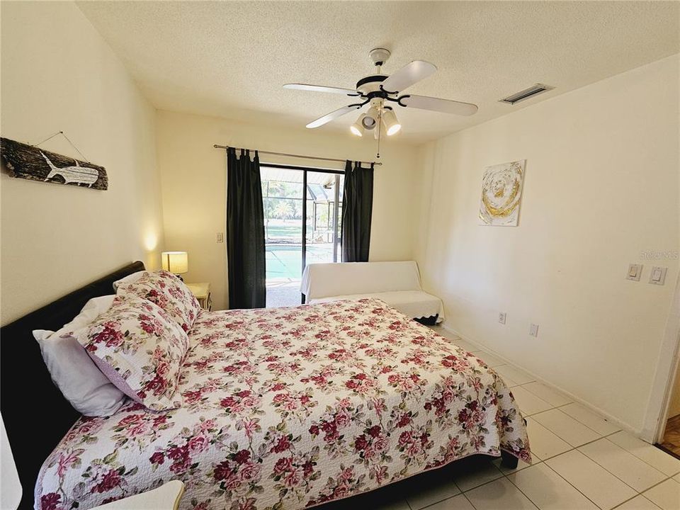 For Rent: $4,500 (3 beds, 2 baths, 2409 Square Feet)