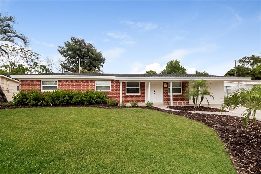 Active With Contract: $2,371 (4 beds, 2 baths, 1571 Square Feet)